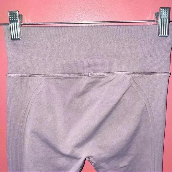 Lululemon Ebb to Street Tight - Picture 11 of 12